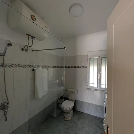 Vila Albert فيلة Gjirokastër